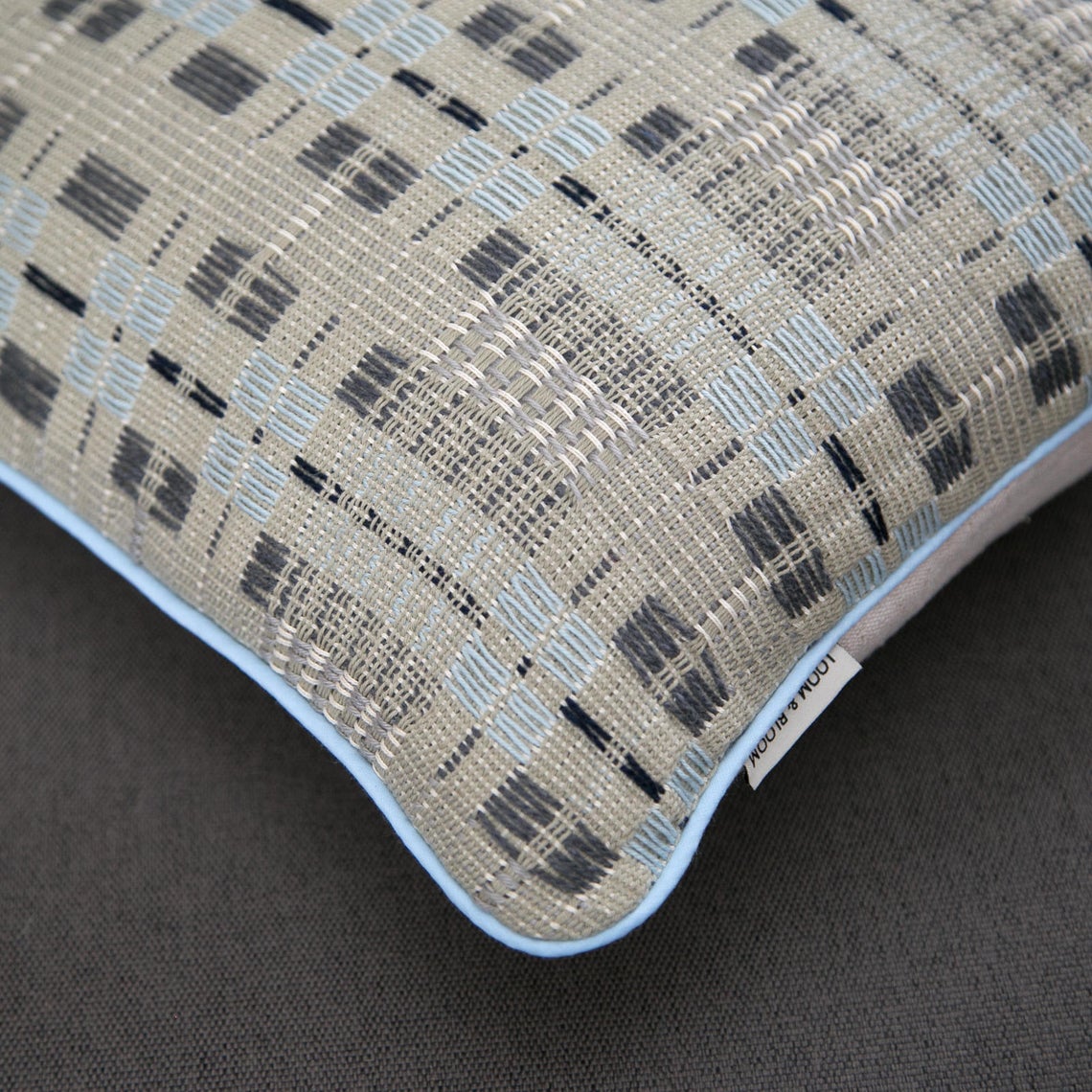 Hand Woven cushion - Vintage french fabric - Geometric design - Decorative cushion - Decorative pillow - Contemporary design -