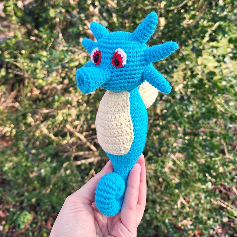 Horsea crochet pattern