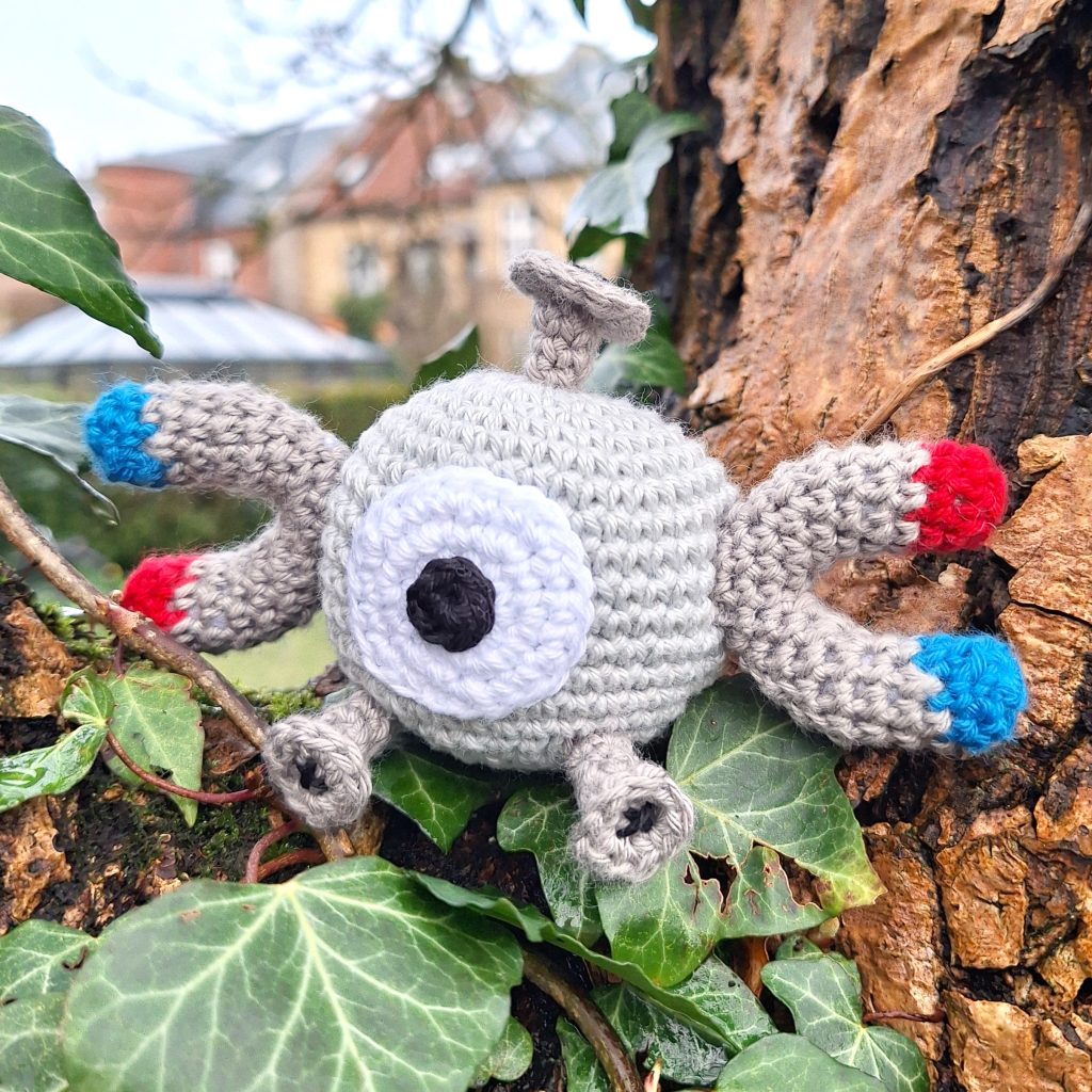 magnemite crochet free