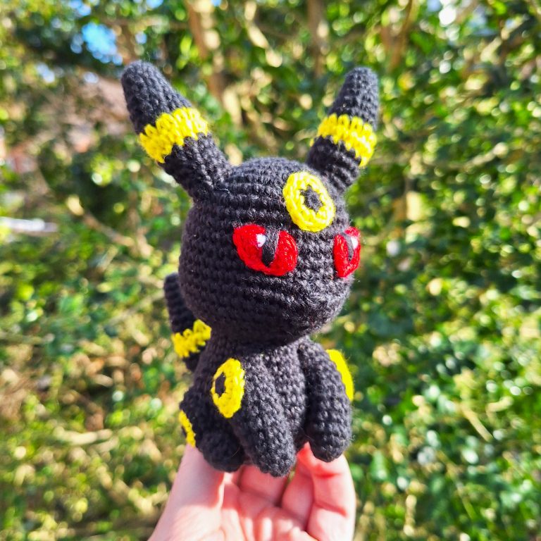 Umbreon crochet pattern