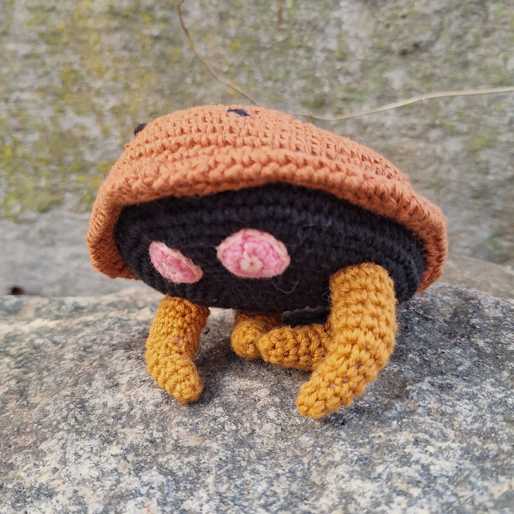 crochet pattern for Kabuto