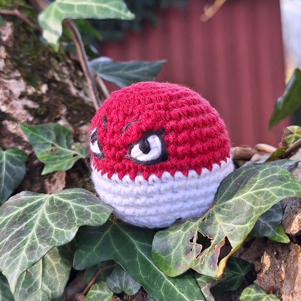 amigurumi Voltorb