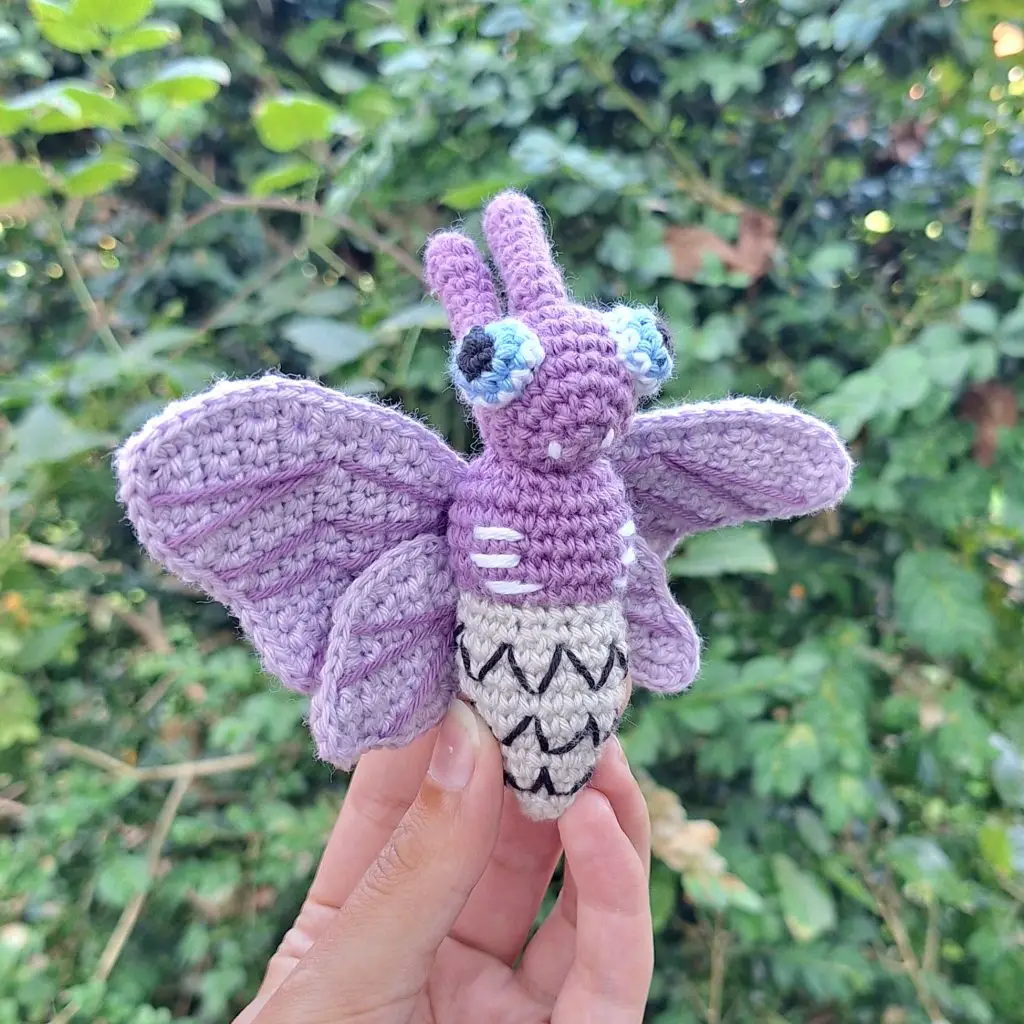 Venomoth crochet amigurumi pattern