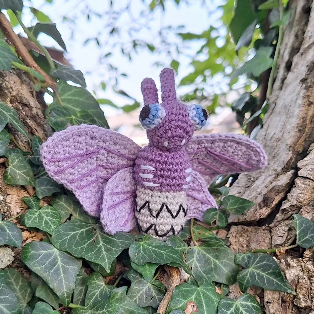 Amigurumi Venomoth