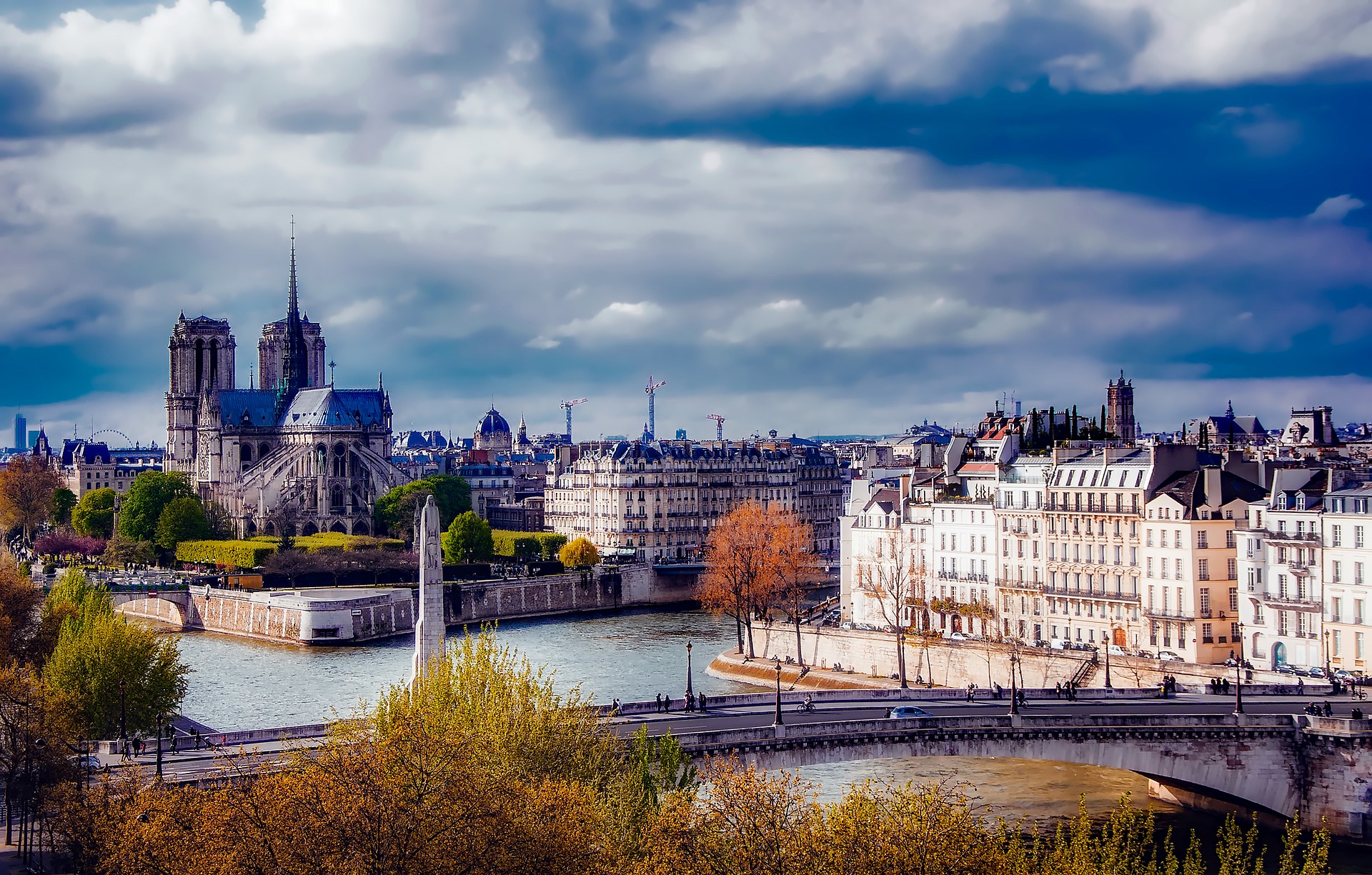 paris-1900442_1920.jpg