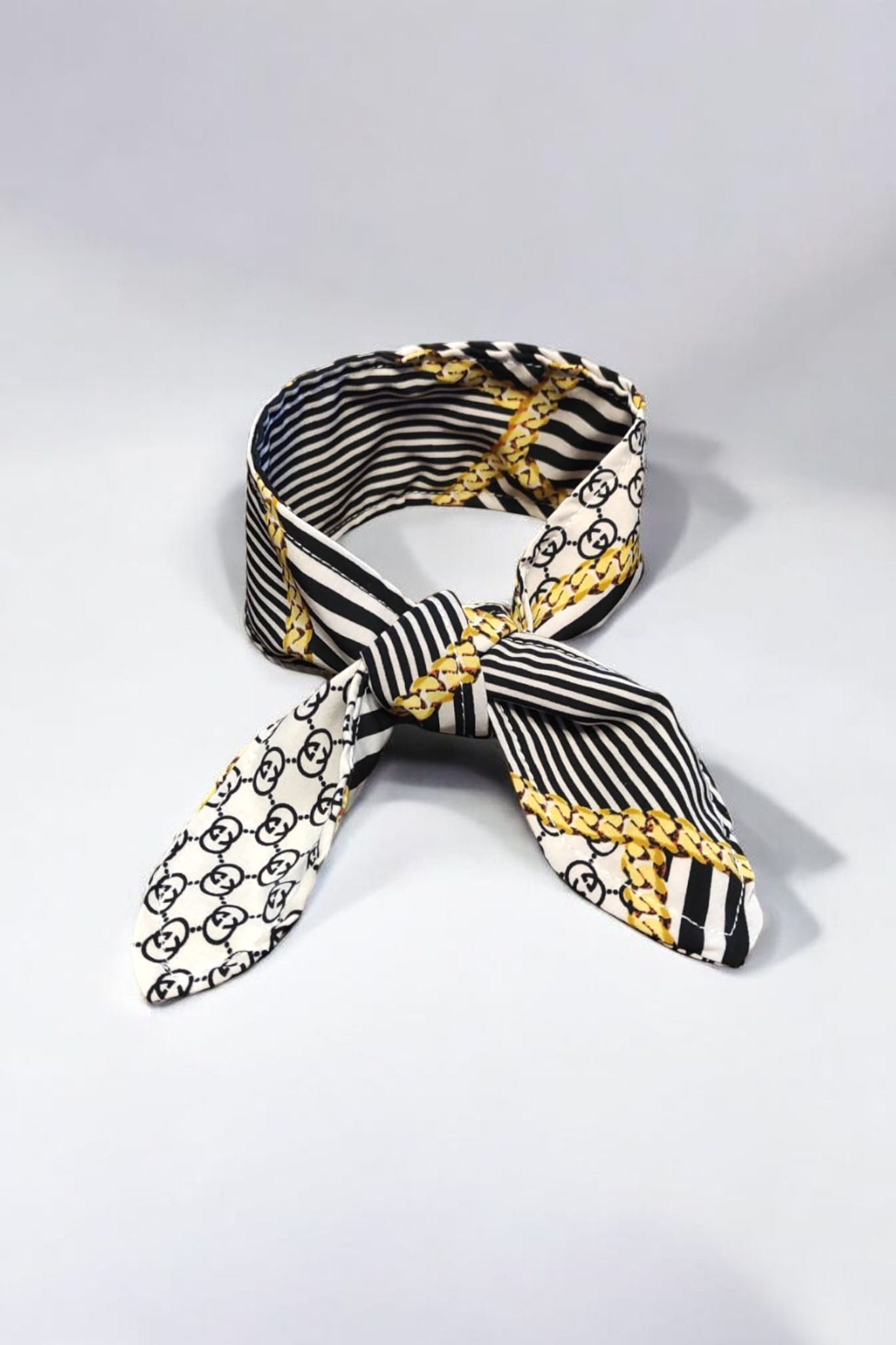 Chic Chain Foulard