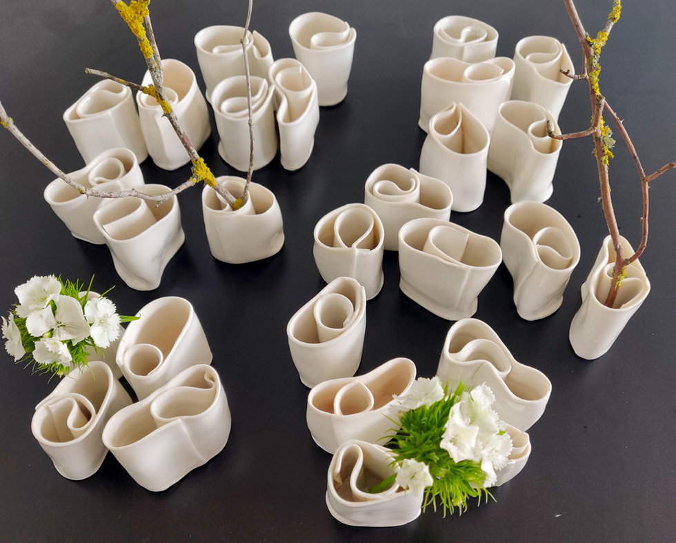 Vaser designet af Louise Maagaard