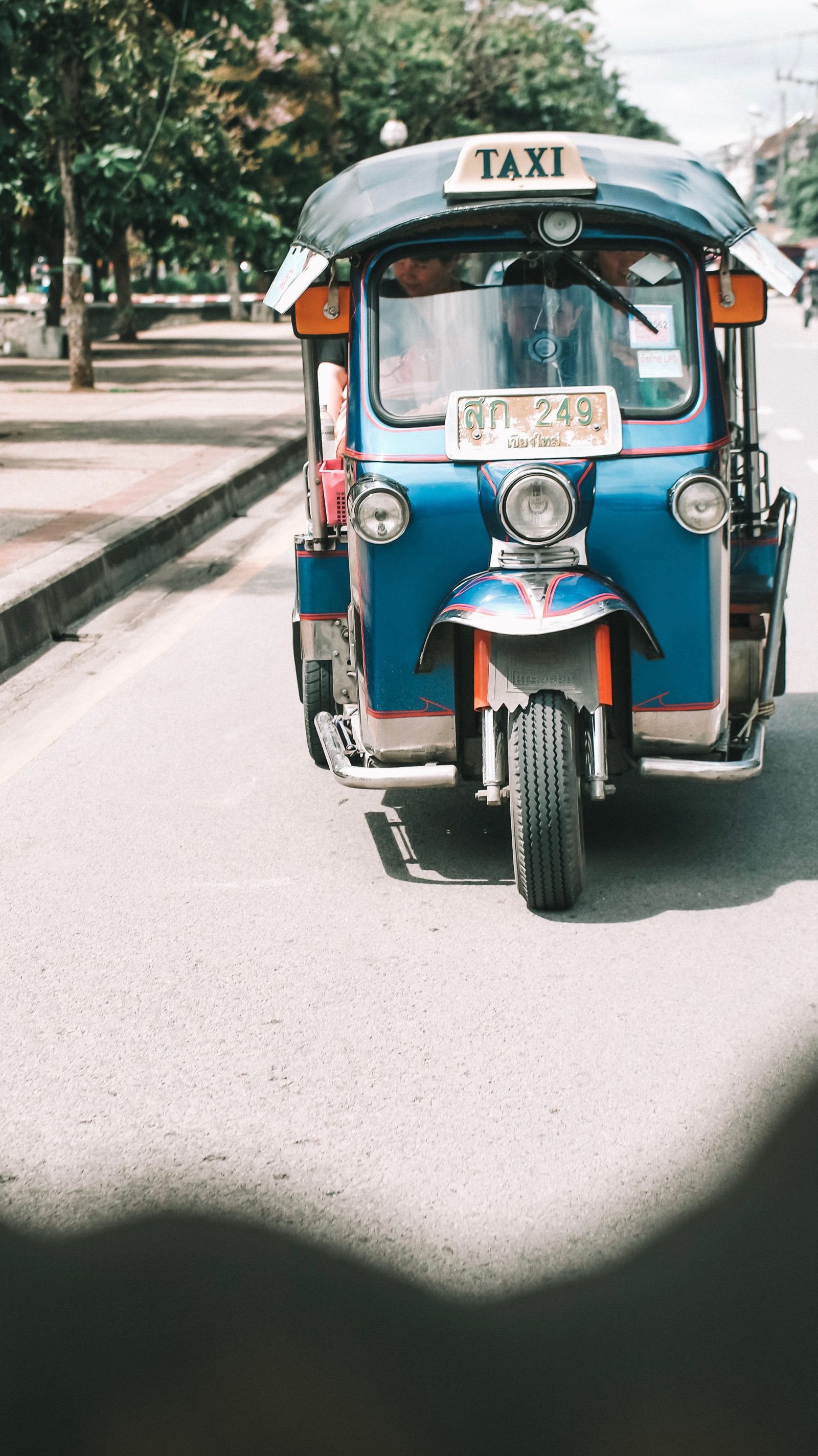 Sightseeing Outfit - Thailand Tuk Tuk