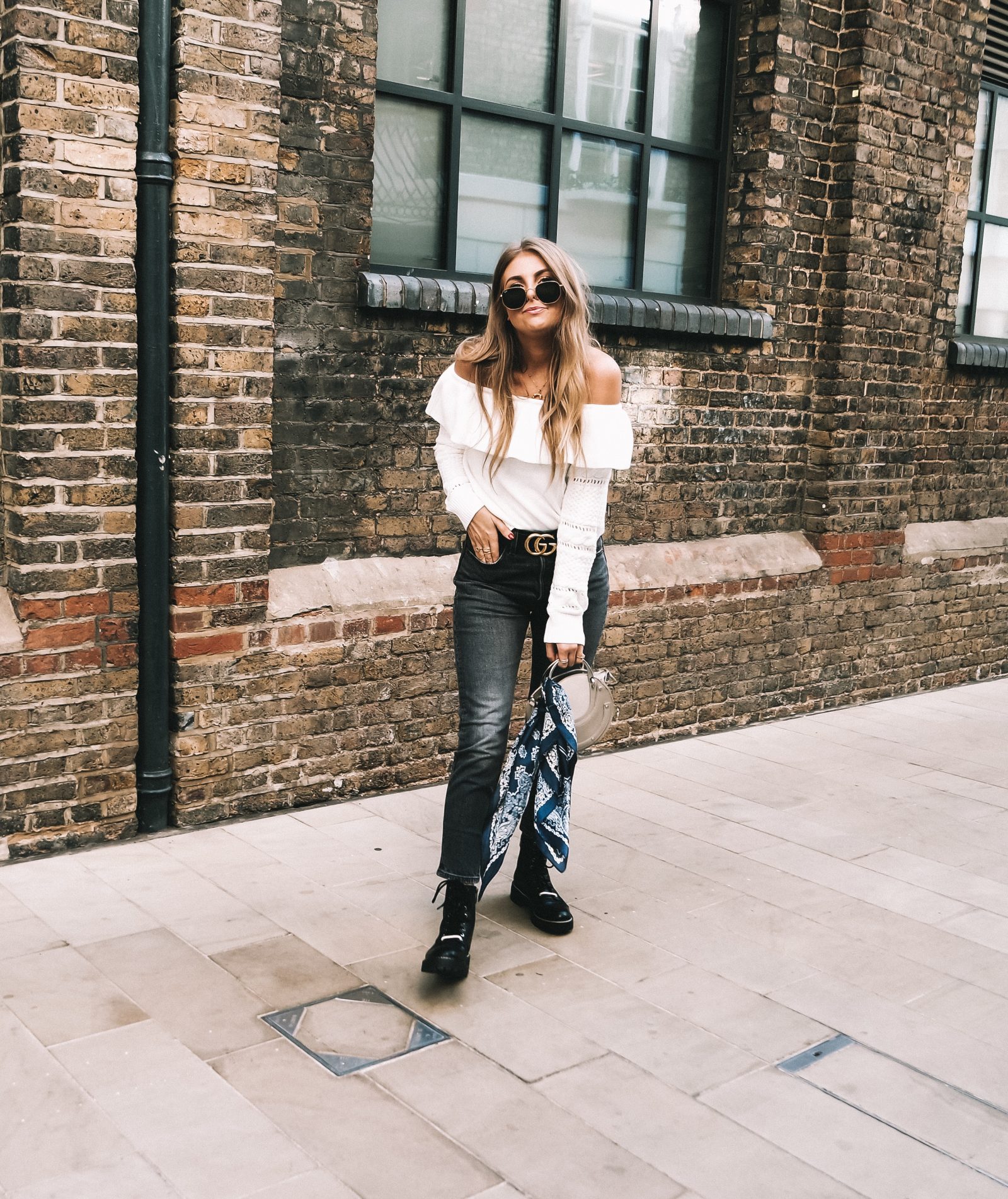 Moving To London - Lulus Outfit - Sinead Crowe