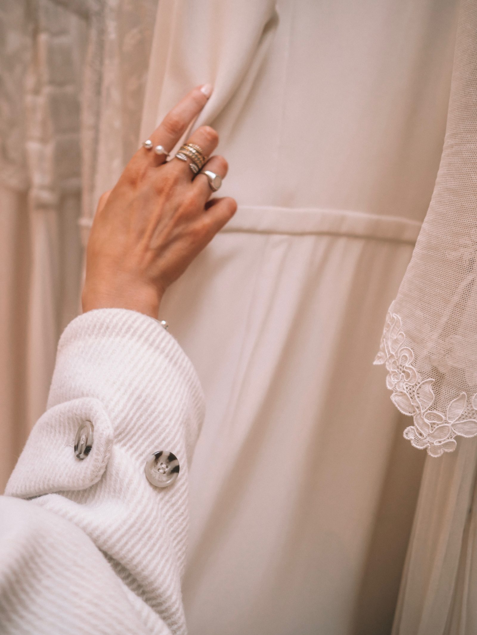 The Mews Bridal Notting Hill - Pandora Jewellery