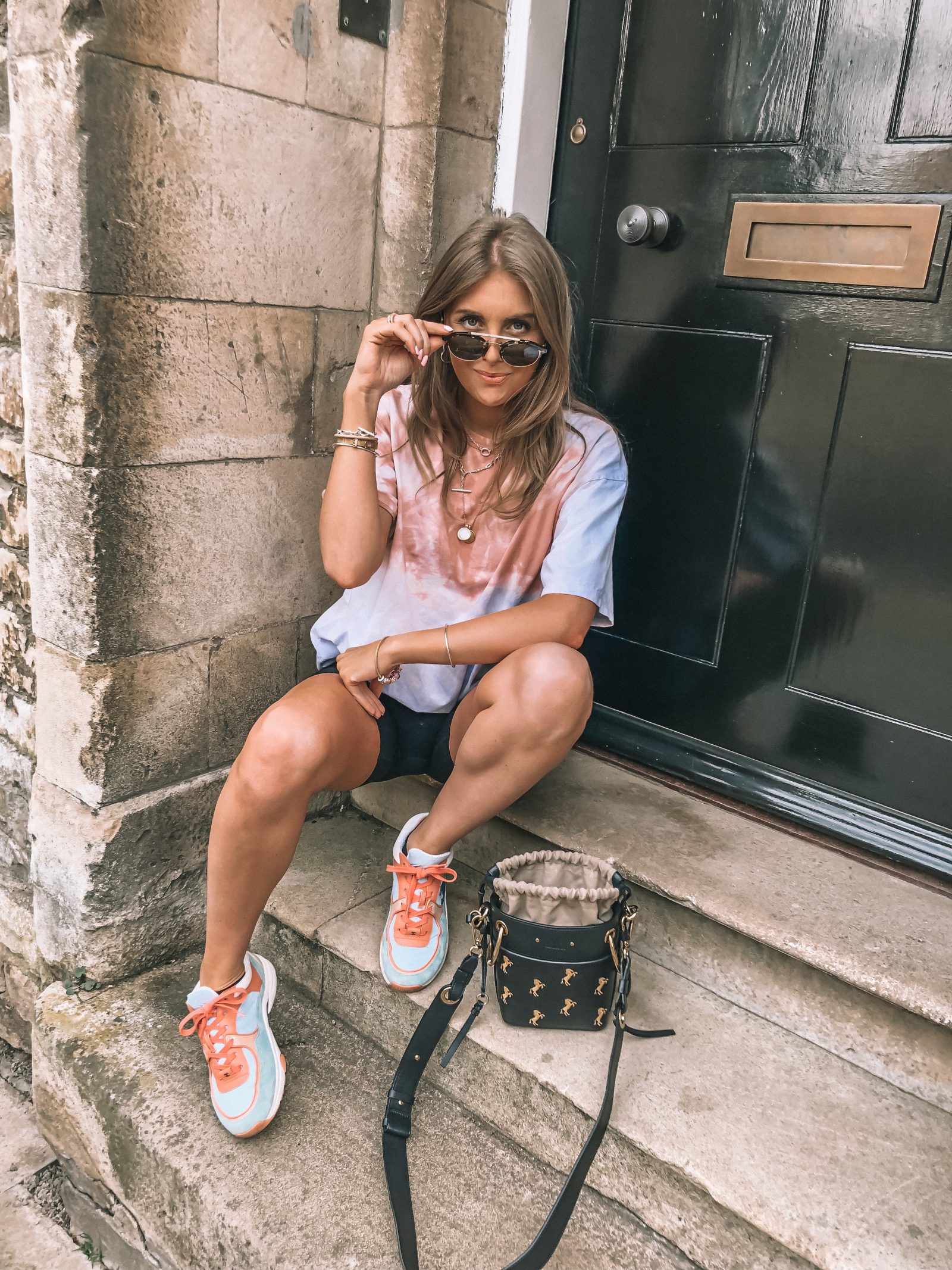 Spring street style outfit ideas for the tye dye t shirt SS19 trend