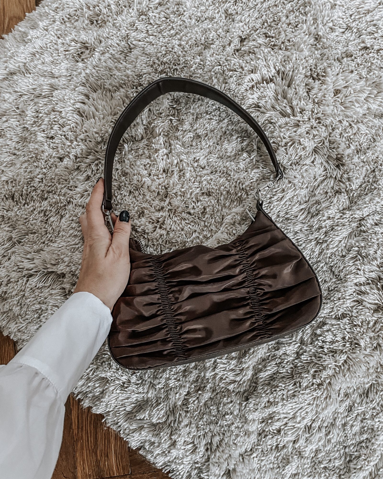 The Louis Vuitton Dupe – Love Style Mindfulness – Fashion & Personal Style  Blog