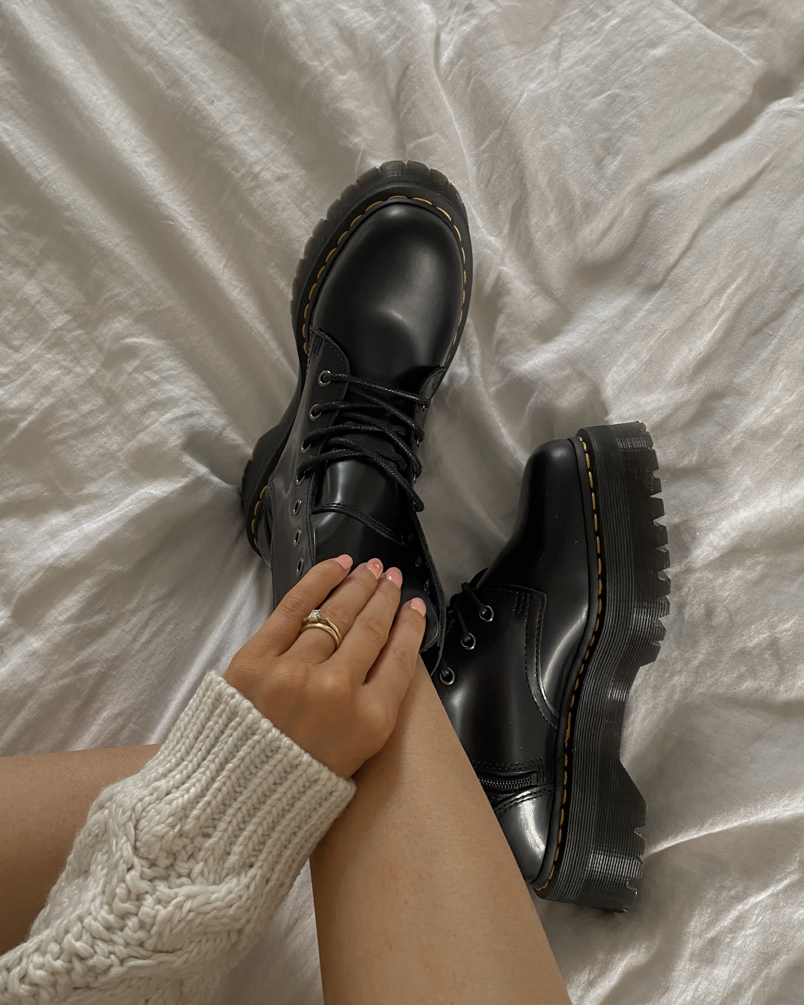 Styling Dr Martens – 5 Autumn Outfit Ideas – Love Style Mindfulness –  Fashion & Personal Style Blog