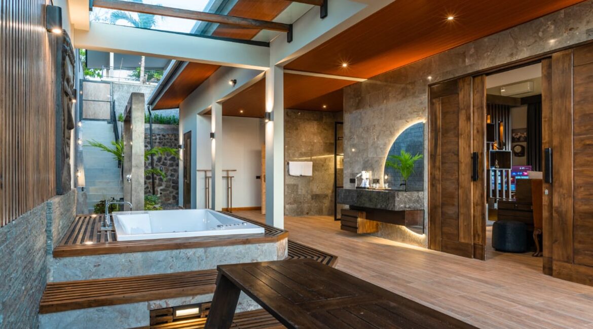 Super Luxury Ocean View Villa for Sale in Lovina, Bali – Hillside Retreat with Infinity Pool | Freehold (SHM)