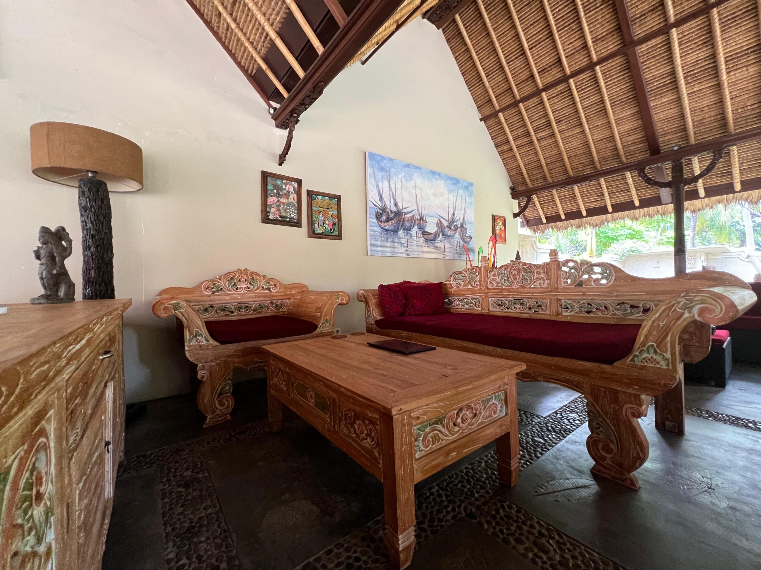 bright-open-living-area-villa-bali