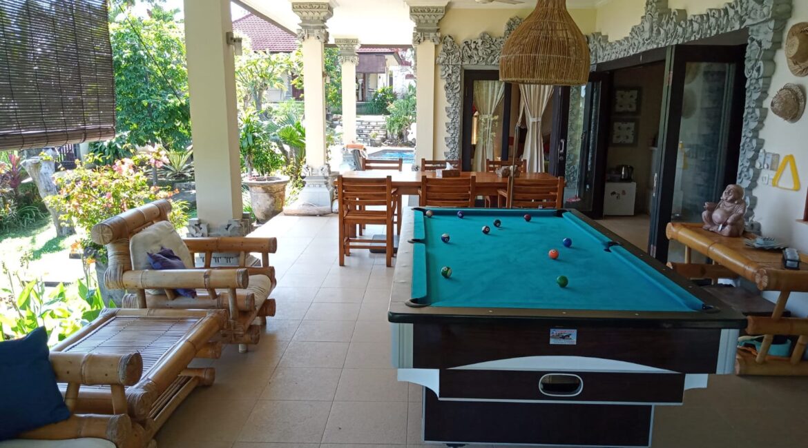 Hillside Villa with Guest Houses and Scenic Views in Panji, Buleleng | Freehold (SHM)