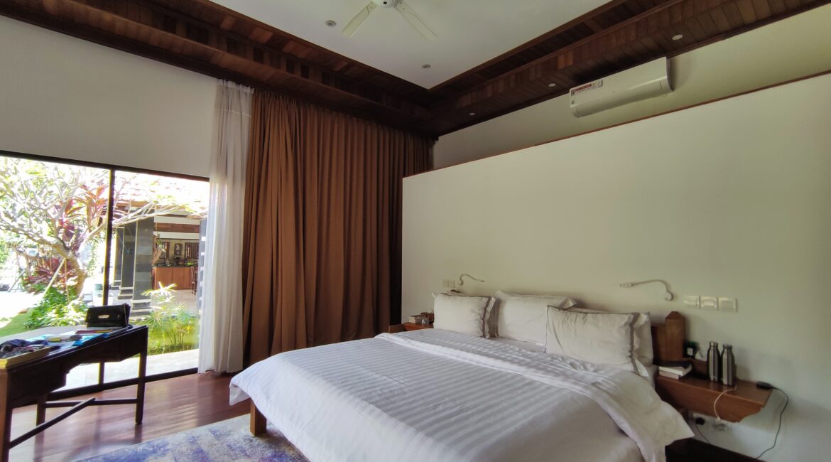 Stunning 4-Bedroom Villa for Sale in Pemuteran – Quiet Area, Walking Distance to the Beach | Freehold (SHM)