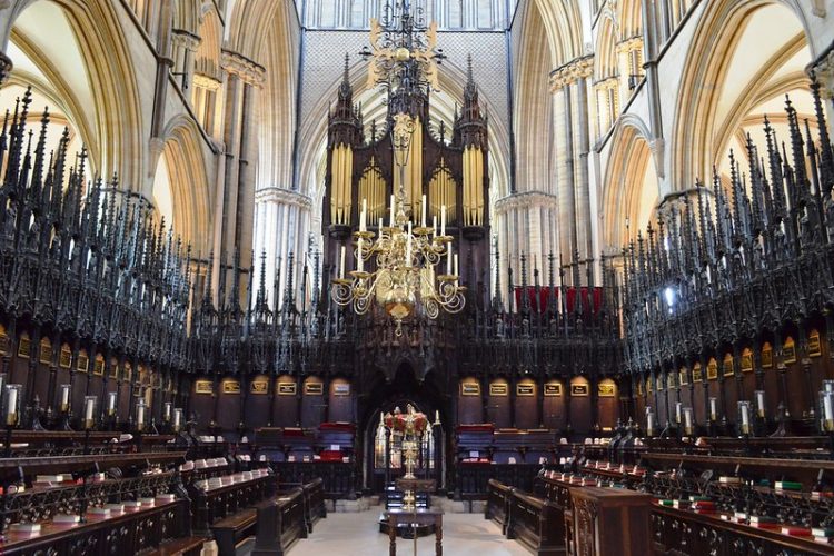 Empty choir section inside Lincoln Cathedral