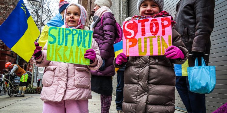 Where are they? Missing visas for Ukrainian refugees frustrate Lincolnshire communities