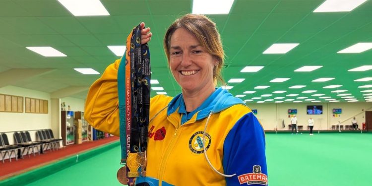From village green to Commonwealth Games: how Amy Pharaoh became a global bowls superstar