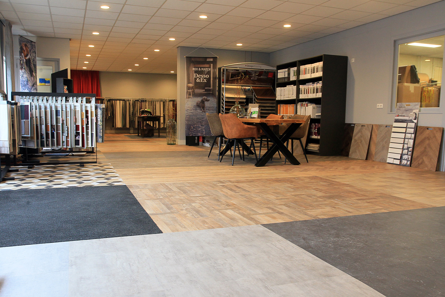 Showroom lukken