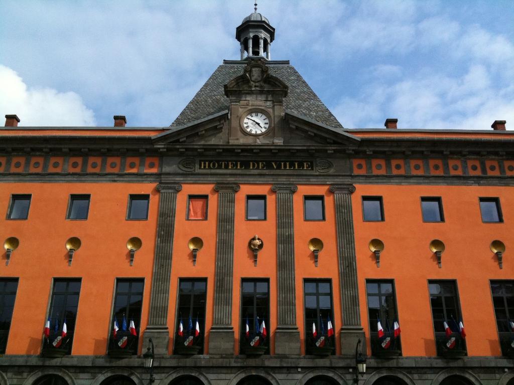 Stadhuis van de Franse stad Aurillac.