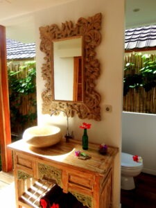 salle de bain semi-ouverte