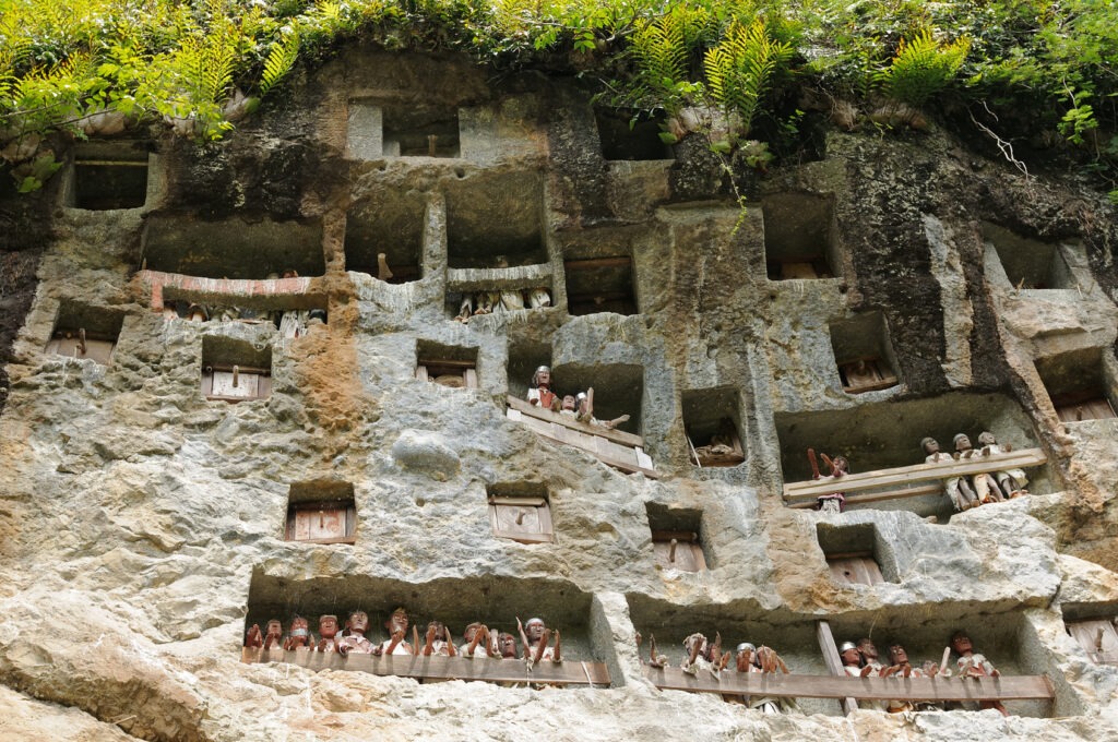 londa, toraja, sulawesi