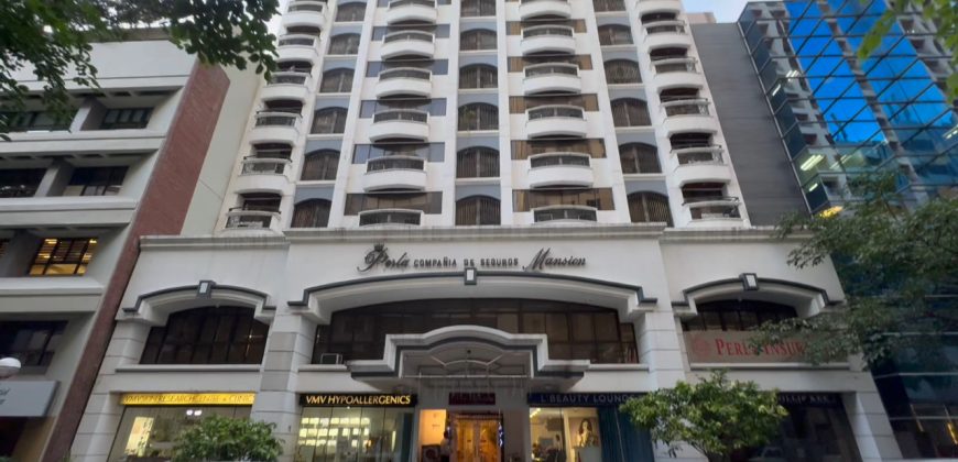 Legazpi Penthouse Perfection: Iconic Building, Unrivaled Living.