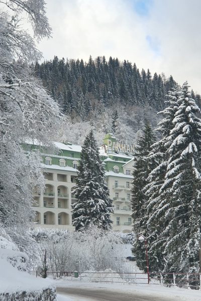 Hotel Panhans Hotel Panhans schneebedeckt im Winter