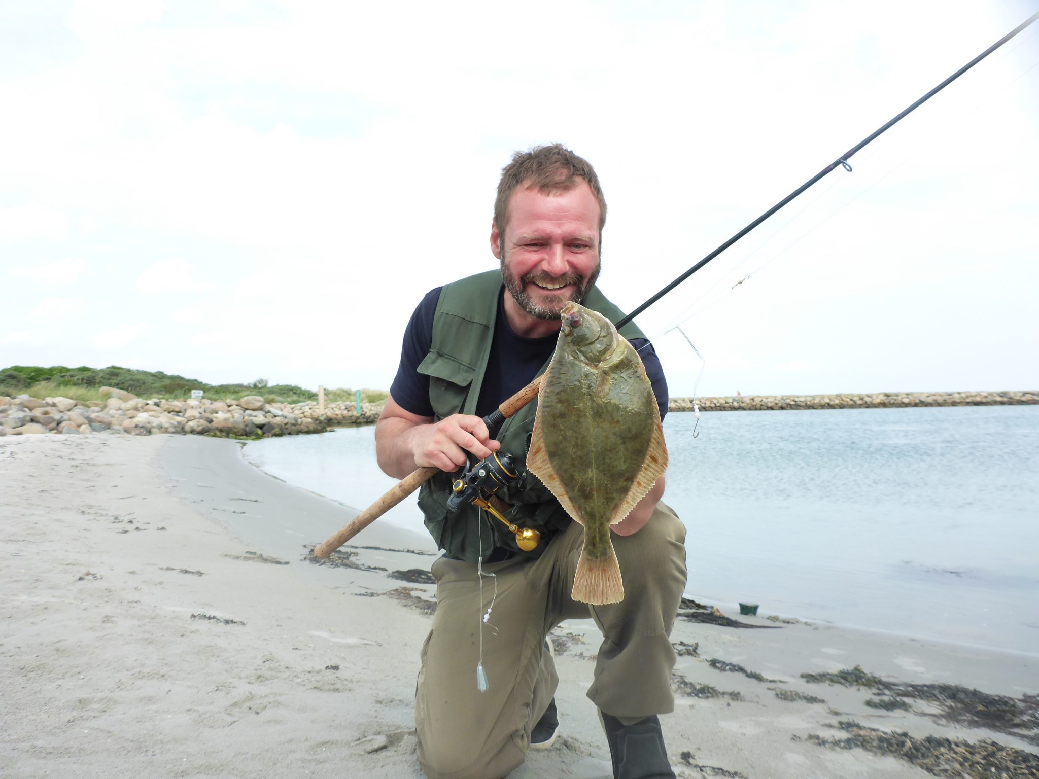 Rønnerhavnen er den lille havn hvor man kan dyrke lystfiskeri efter fladfisk.