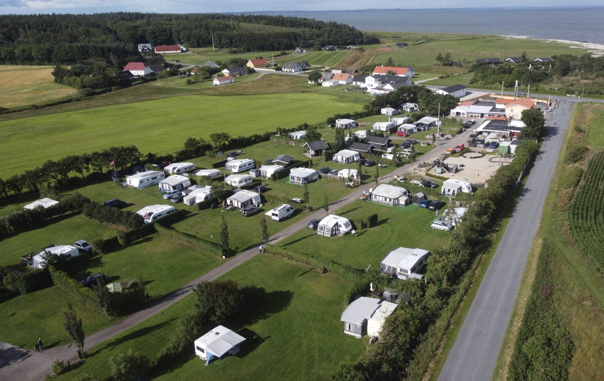 Camping og fiskeri i Midtjylland hos Troldebakken Camping.