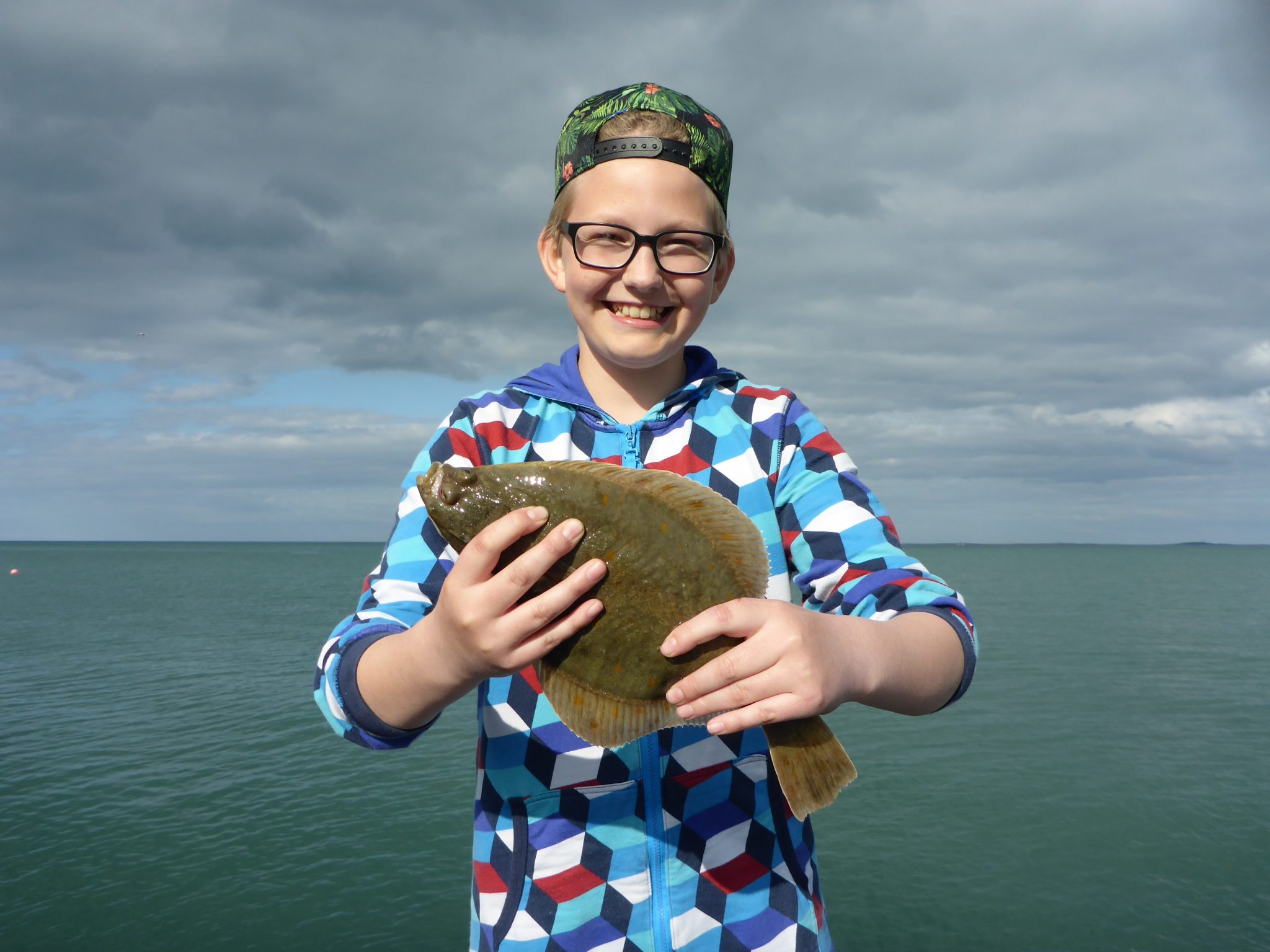 Lystfiskeri efter fladfisk i og omkring Skagen er hyggeligt og ofte også fangstgivende.