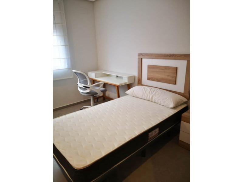 Habitación de estudiante universitario en alquiler en Moncada – Ref. 001519 Habitación de estudiante universitario en alquiler en Moncada – Ref. 001519