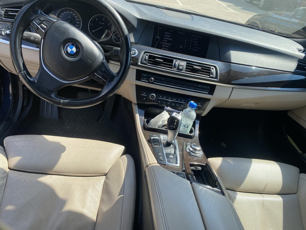 BMW 530d Touring Steptronic, 245hp, 2011