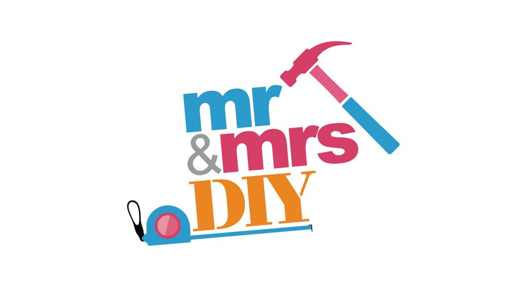 M&M Logo with Background