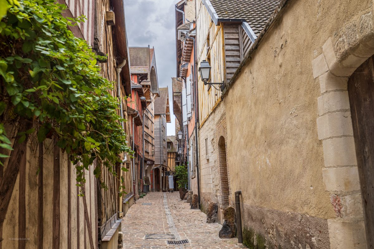 Troyes