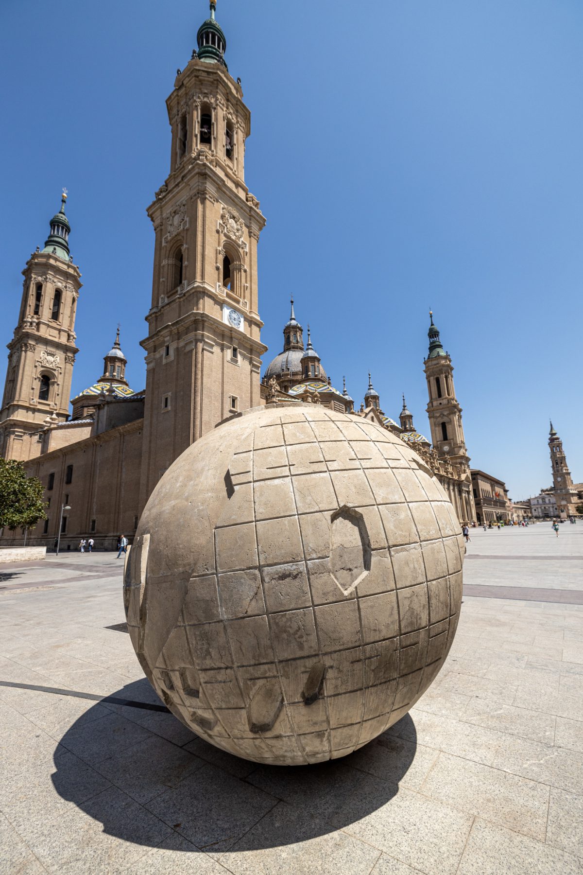 Plaza del Pilar in Zaragoza, Spain. Zaragoza, Spain.