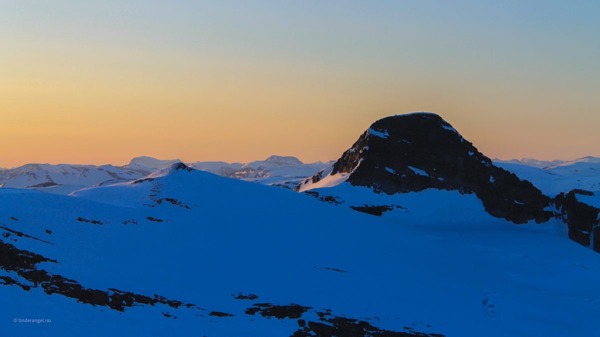 Lodalskåpa by Jostedalsbreen. Lodalskåpa