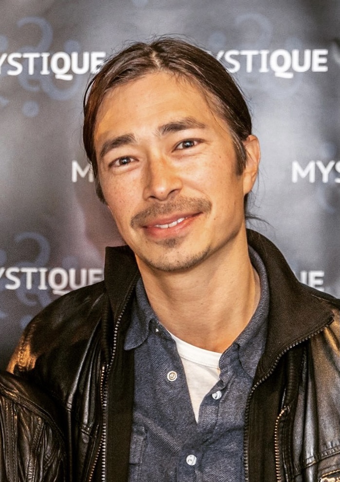 Kristofer Kamiyasu läser in De försvunna och Monster