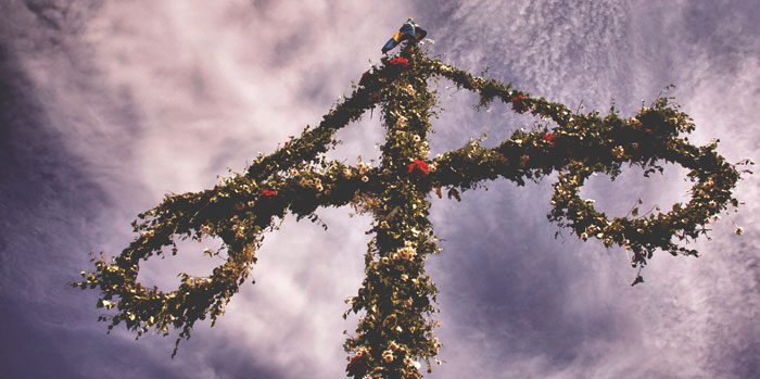 midsummer fertility pole