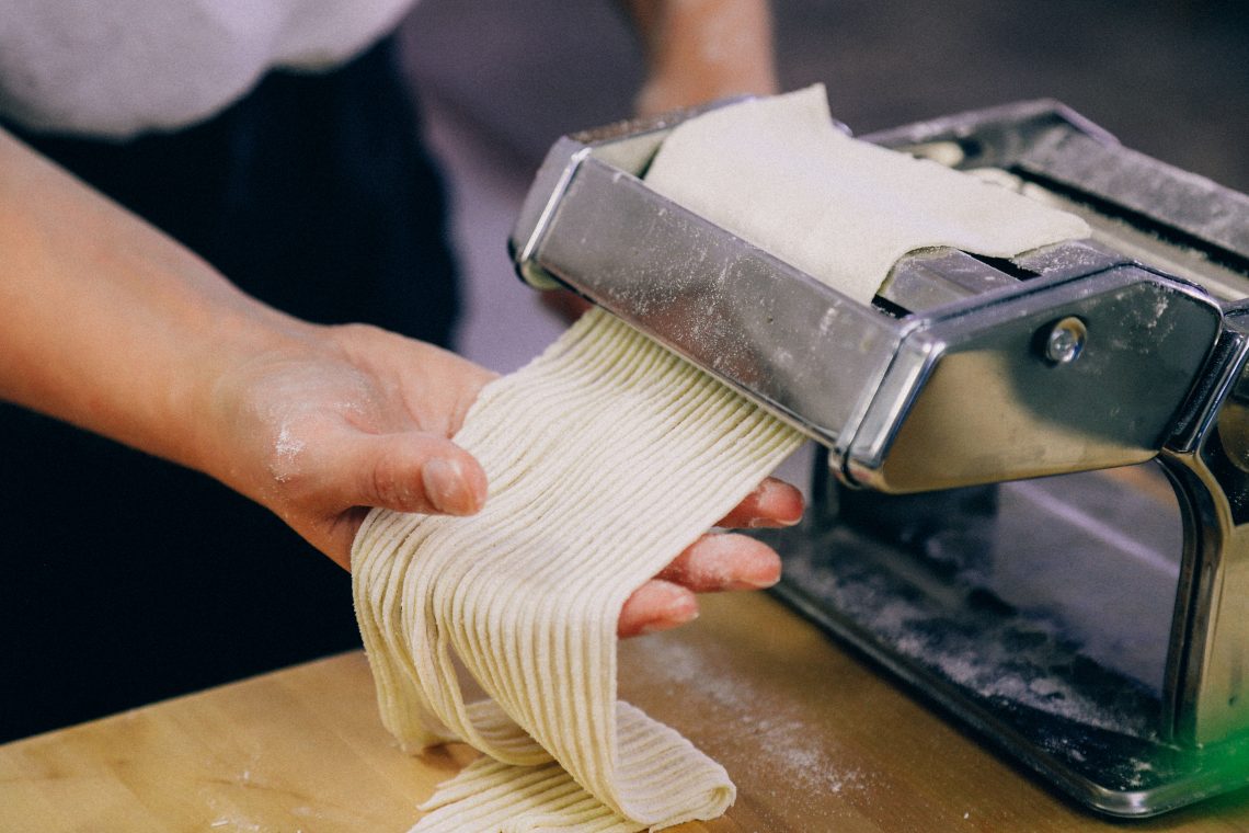 Laatste B.C. Acquiesce Verse pasta maken zonder ei - Maison Viridi | Mijn basisrecept!