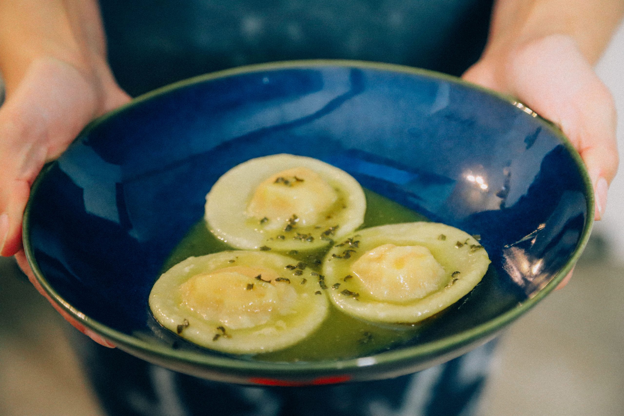 recept voor ravioli met pompoen gemaakt van vers pastadeeg