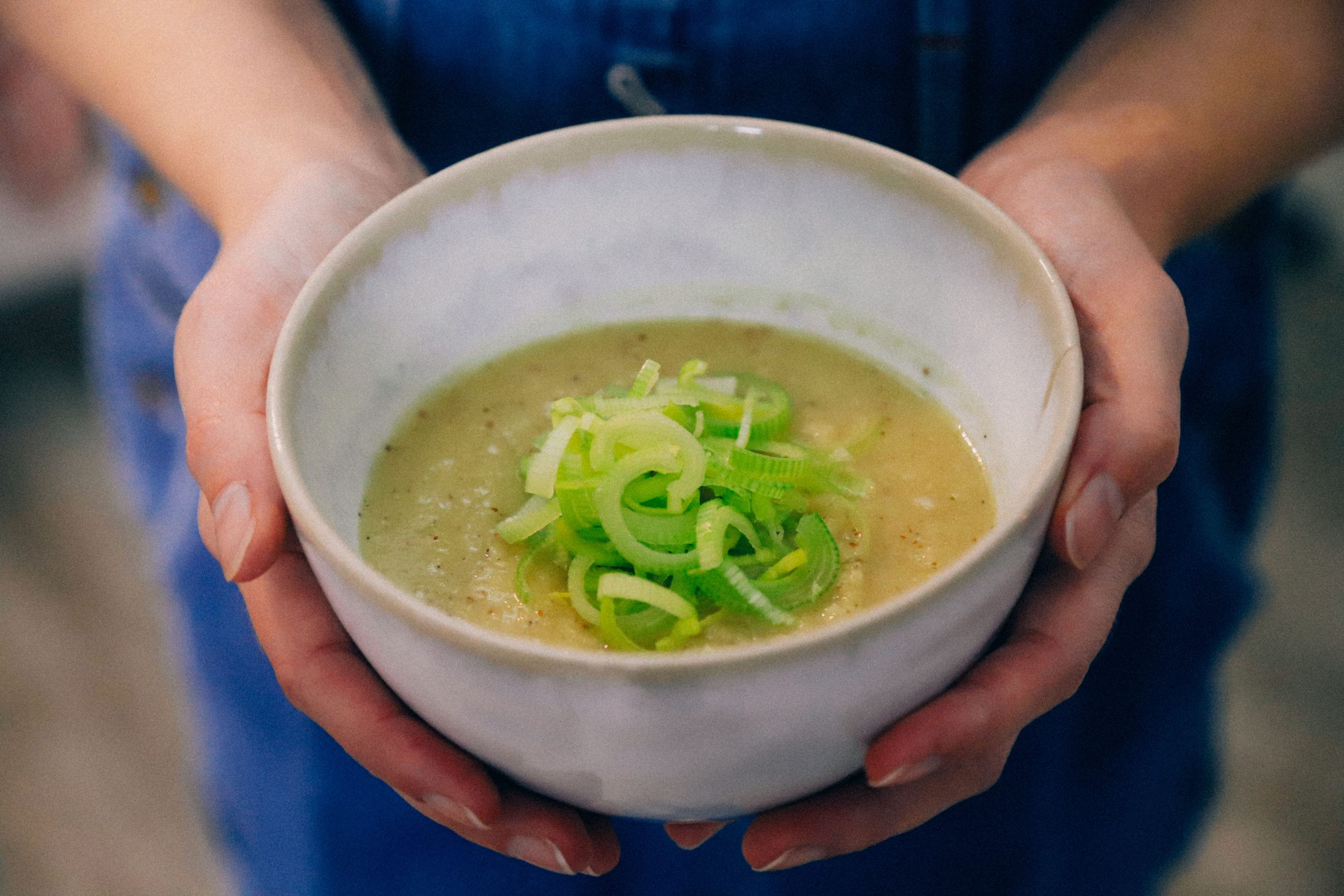 Recept voor een lekkere vegan knolselderij mosterd soep