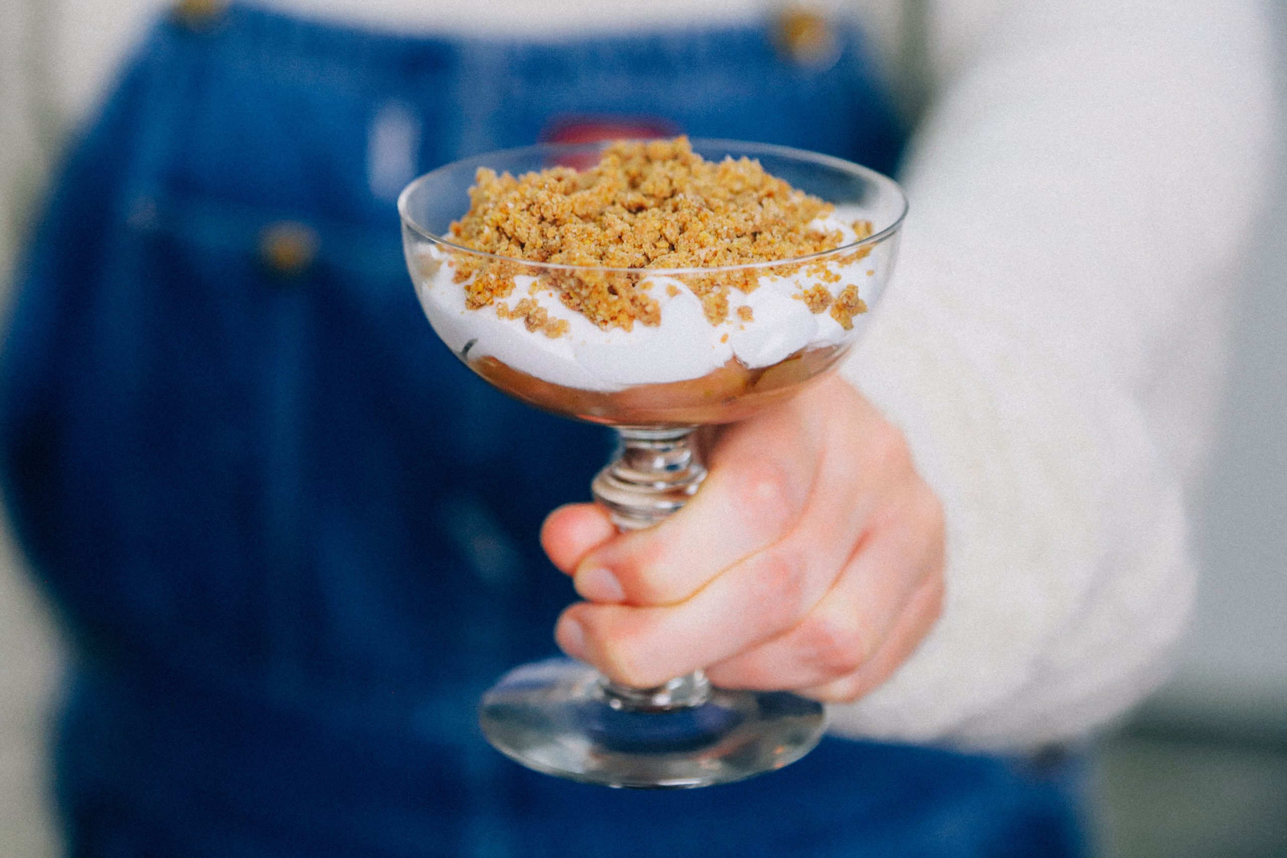 recept om zelf een makkelijk vegan toetje te maken, vegan mess