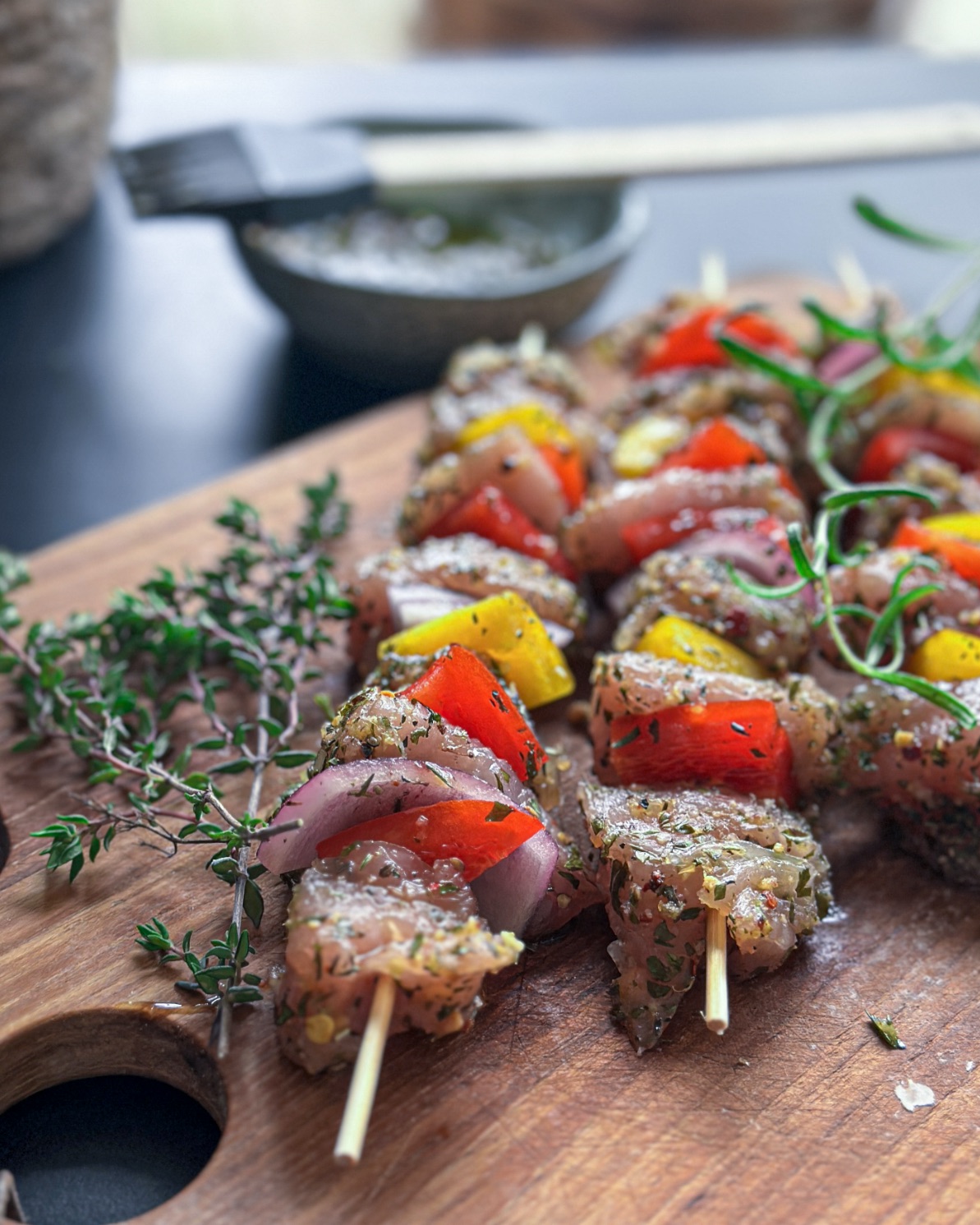 Grillspyd med kylling kylling, grøntsager og ruccola pesto - Majspassion Grillspyd med kylling kylling, grøntsager og ruccola pesto - Majspassion