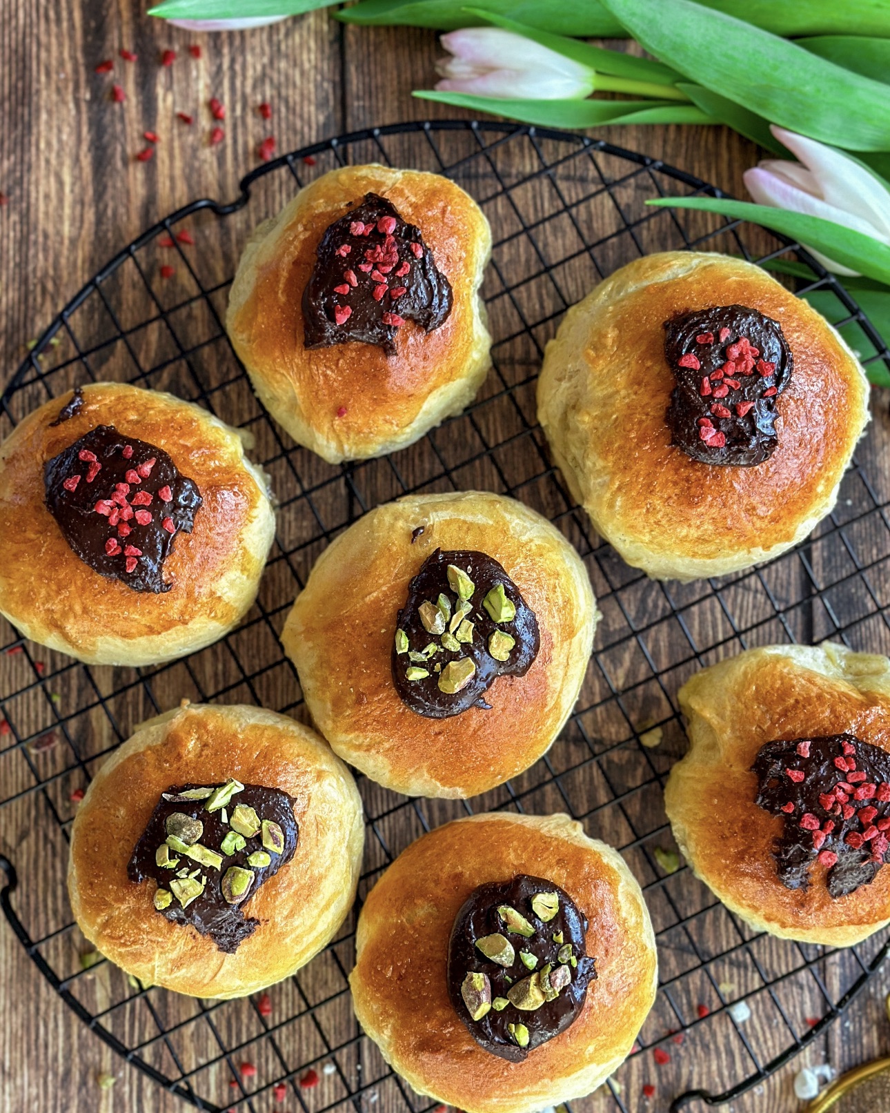 Gammeldags Fastelavnsboller med remonce og creme