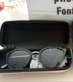 1 gafas de sol donada por Centro Óptico Fontana