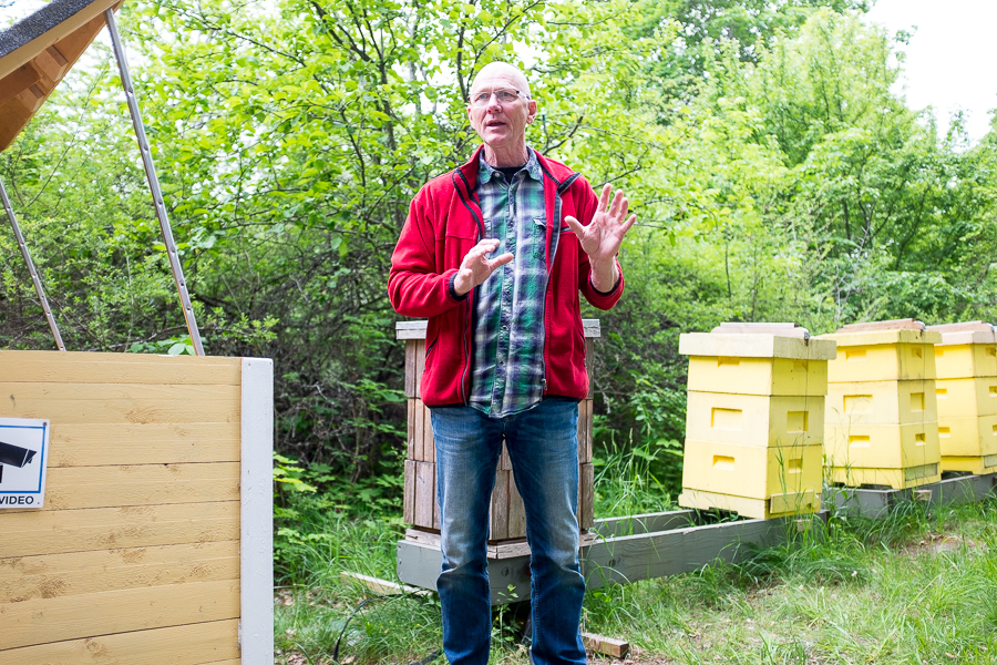 Möte med Mälaröbiodlarna vid Ekebyhovs slott med bisjukdomskonsulent Preben Kristiansen från SBR. Fotograf Mats Andersson www.bubbelbubbel.se.