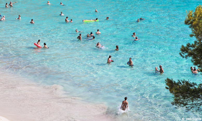 Cala Anguila beach